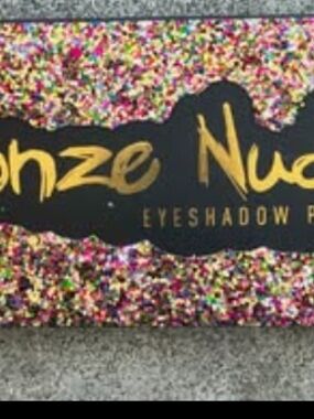 Okalan Bronze Nudes Eyeshadow Palette - New